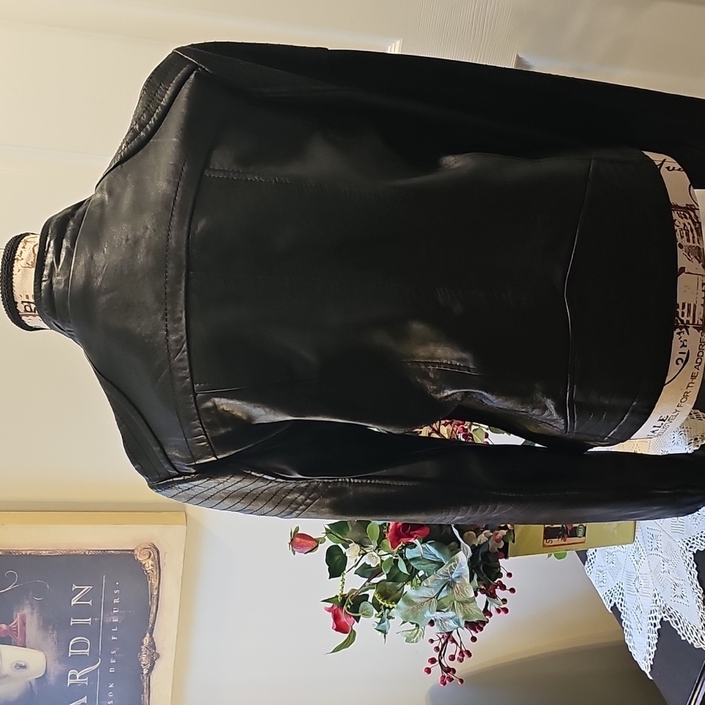 "Real Leather" Cropped, Lined Moto Leather Jacket, Women's Size L - Picture 8 of 16